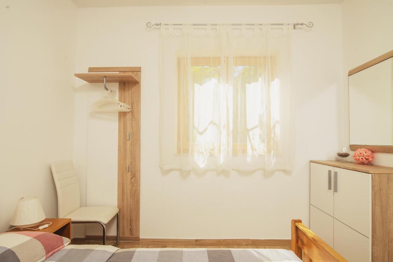 Apartment Bua - Beautiful Seafront *